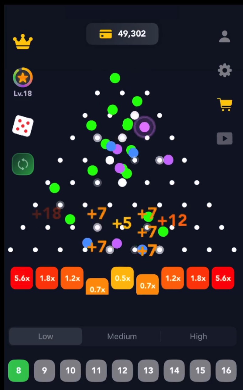 Plinko game with multiple colorful balls bouncing through pegs